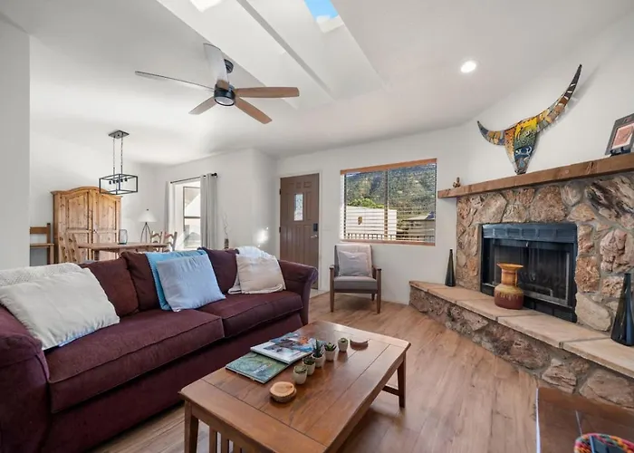 Private With Pool, Golf, Pickleball Apartment *