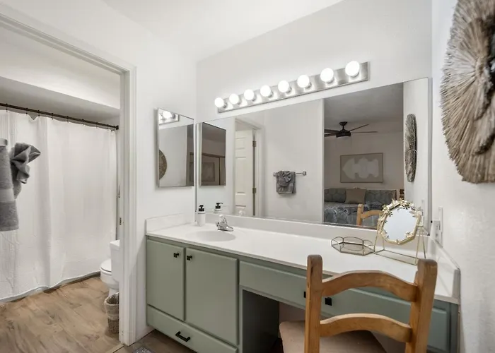 Private With Pool, Golf, Pickleball