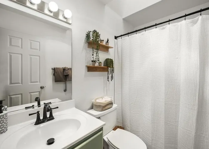 Private With Pool, Golf, Pickleball Apartment Sedona